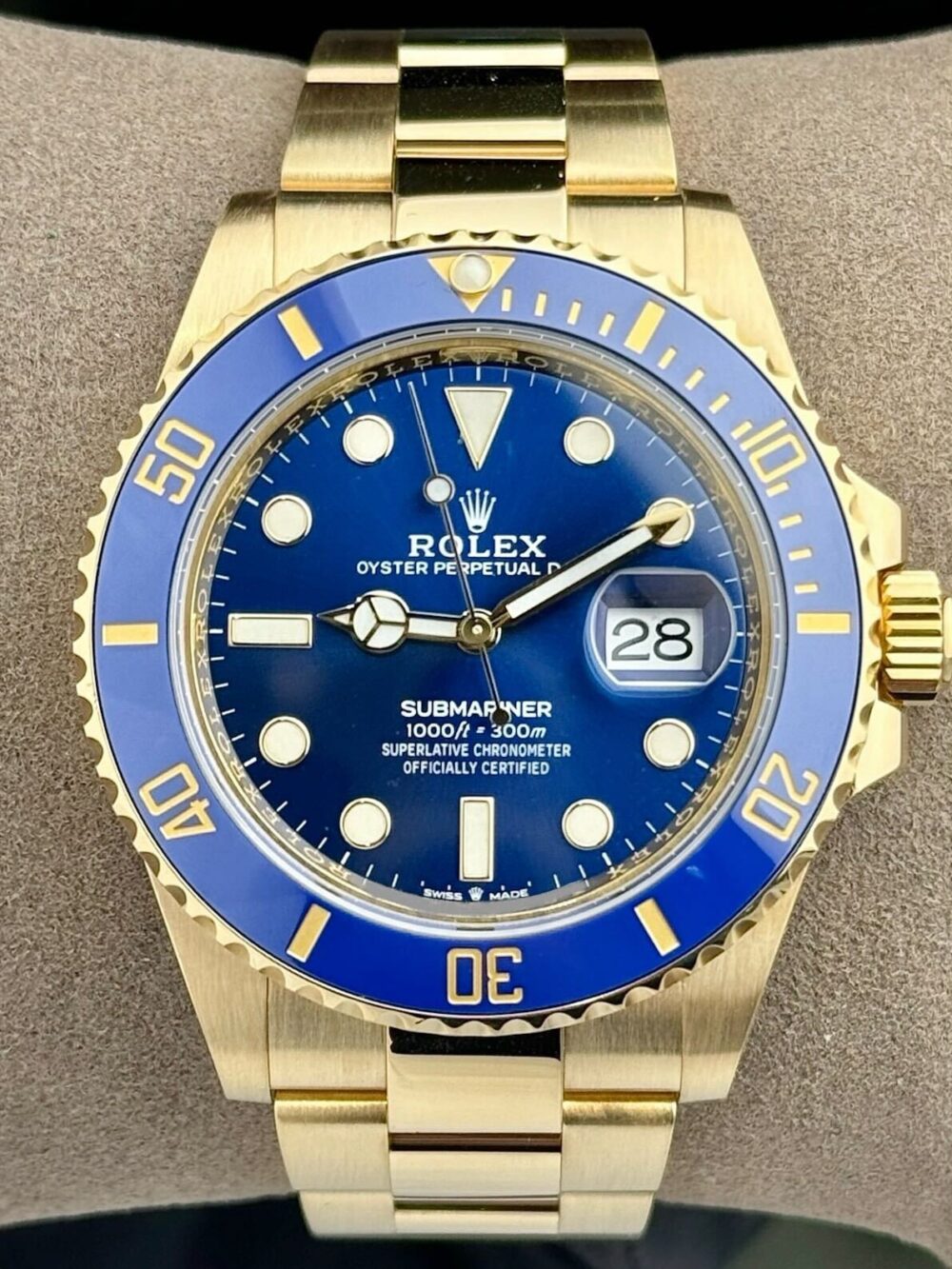 Rolex Submariner Date 18k Yellow Gold Blue Dial 126618LB | 2022 | 41mm