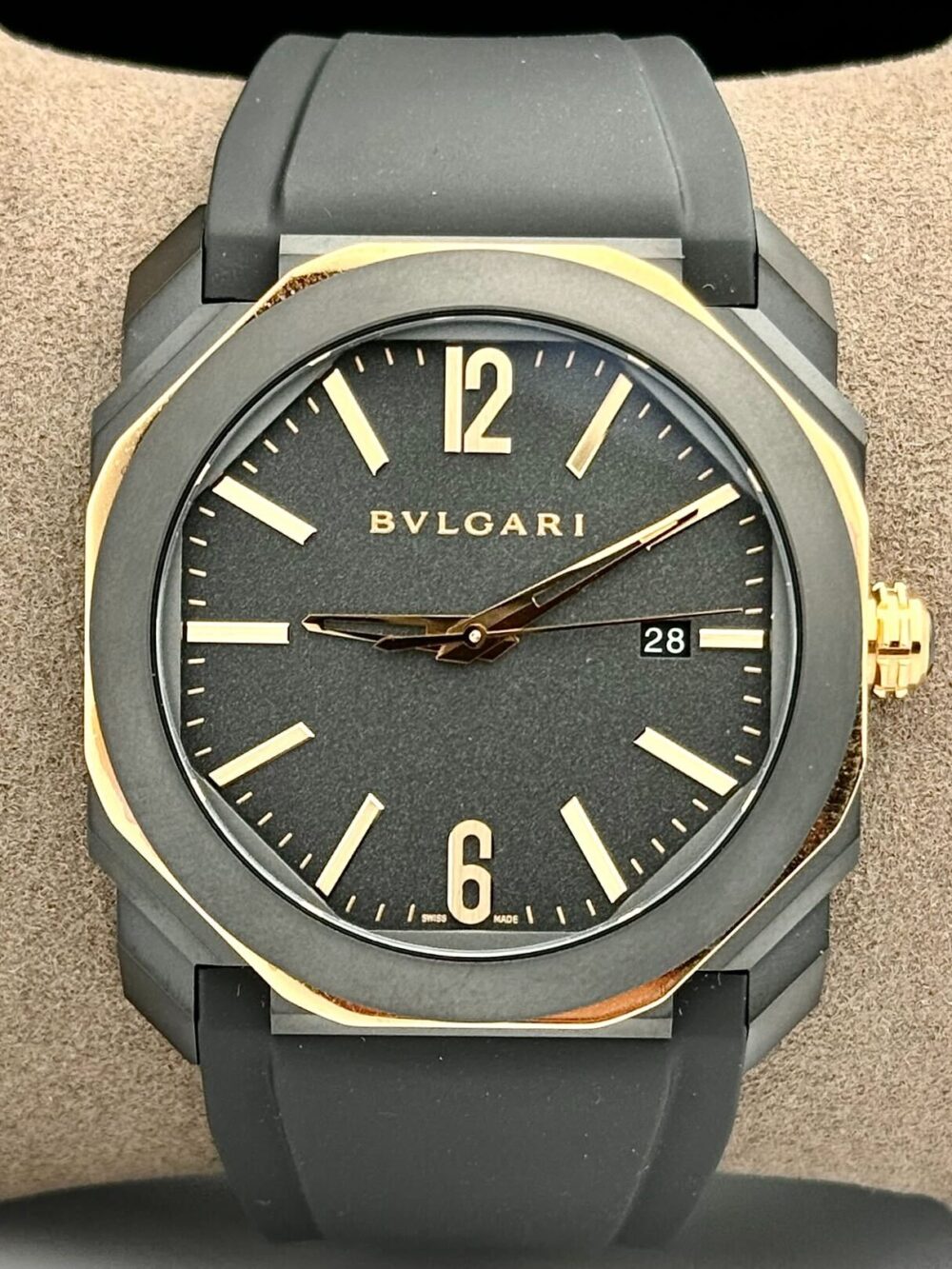 Bulgari Octo Black Rose Gold Accents 103085 | 2022 | 41mm