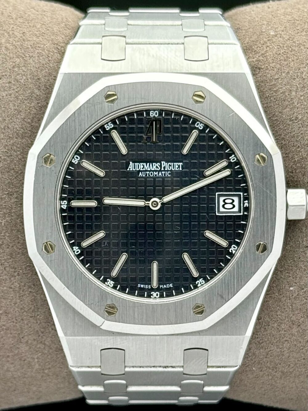 Audemars Piguet Royal Oak Jumbo Steel 15202ST.OO.0944ST.03 | 2002 | 39mm