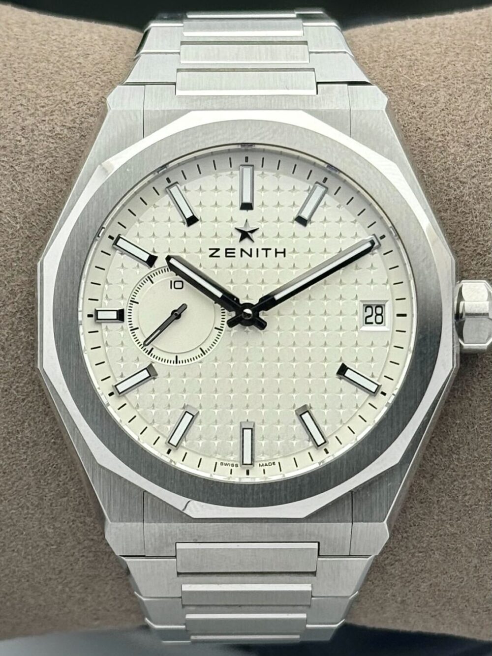Zenith Defy Skyline El Primero 03.9300.3620/01.I001 | 2023 | 41mm