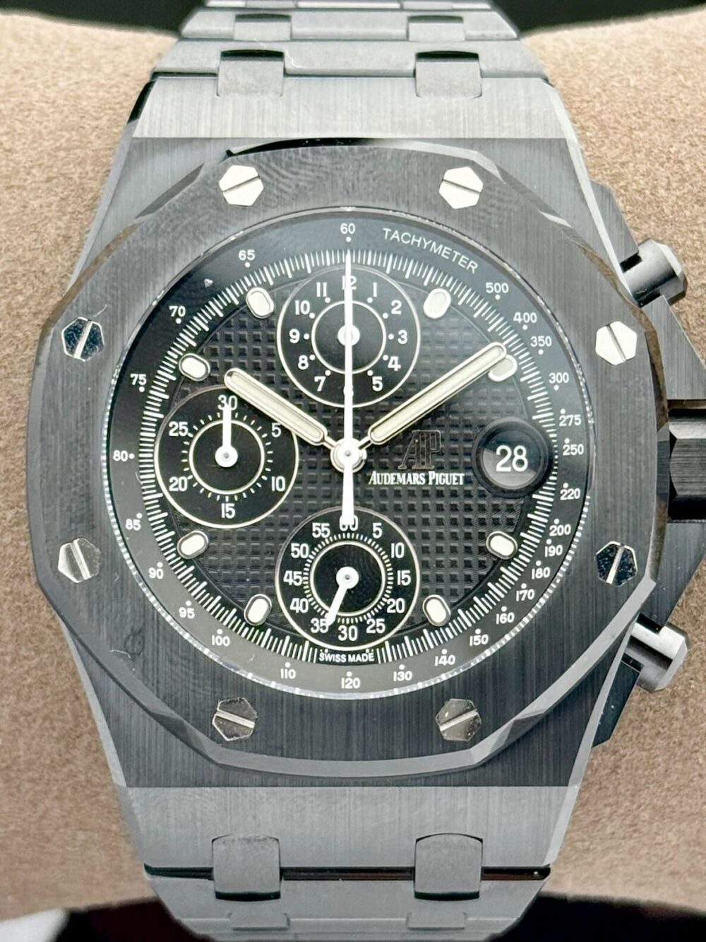 Audemars Piguet Royal Oak Offshore Ceramic 26238CE.OO.1300CE.01 | 2024 | 42mm