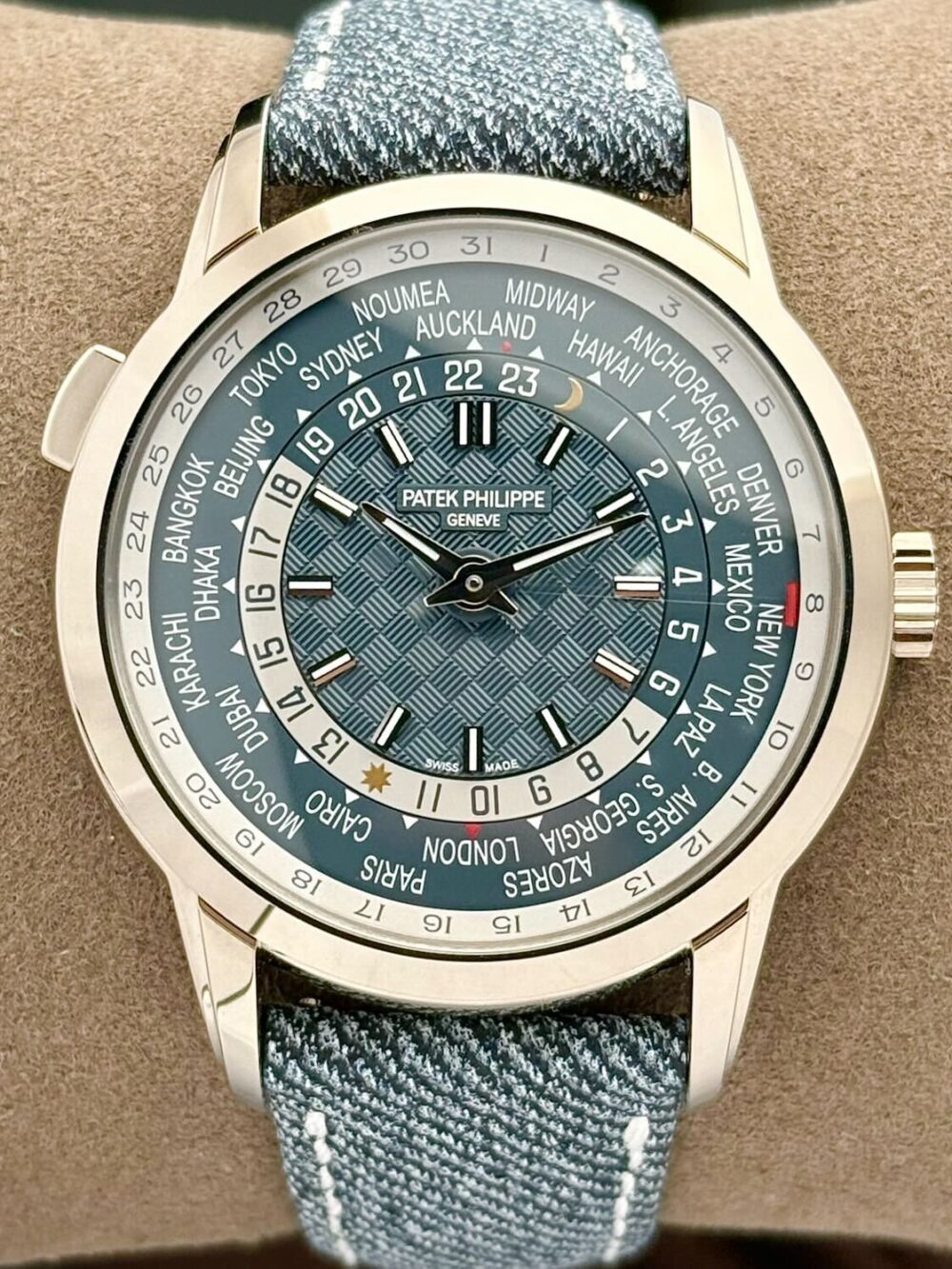 Patek Philippe Complications Opaline Blue-Gray Dial 18K White Gold 5330G-001 | 2025 | 40mm