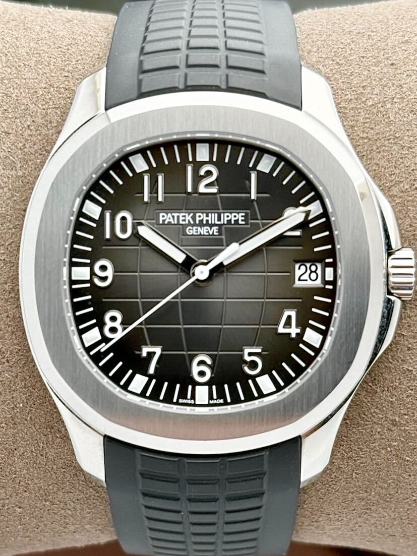 Patek Philippe Aquanaut Black Dial & Rubber Strap Stainless Steel 5167A-001 | 2024 | 40mm