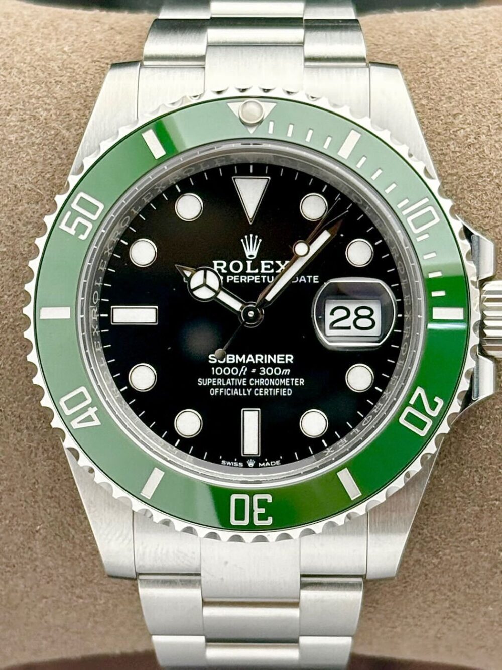 Rolex Submariner Date Starbucks Ceramic & Steel 126610LV | 2025 | 41mm