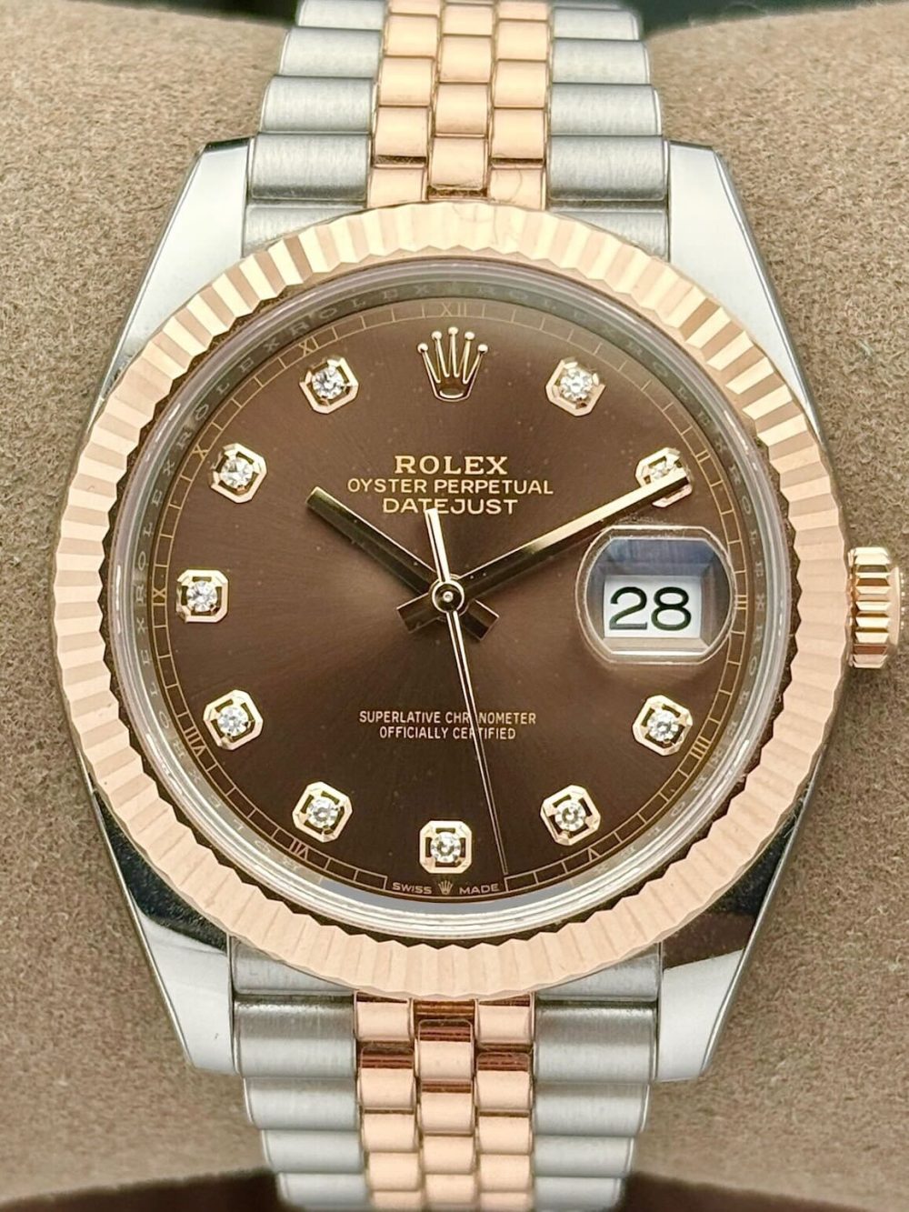 Rolex Datejust 41 Chocolate Diamond Dial Fluted Jubilee Rose Gold 126331 | 2025 | 41mm