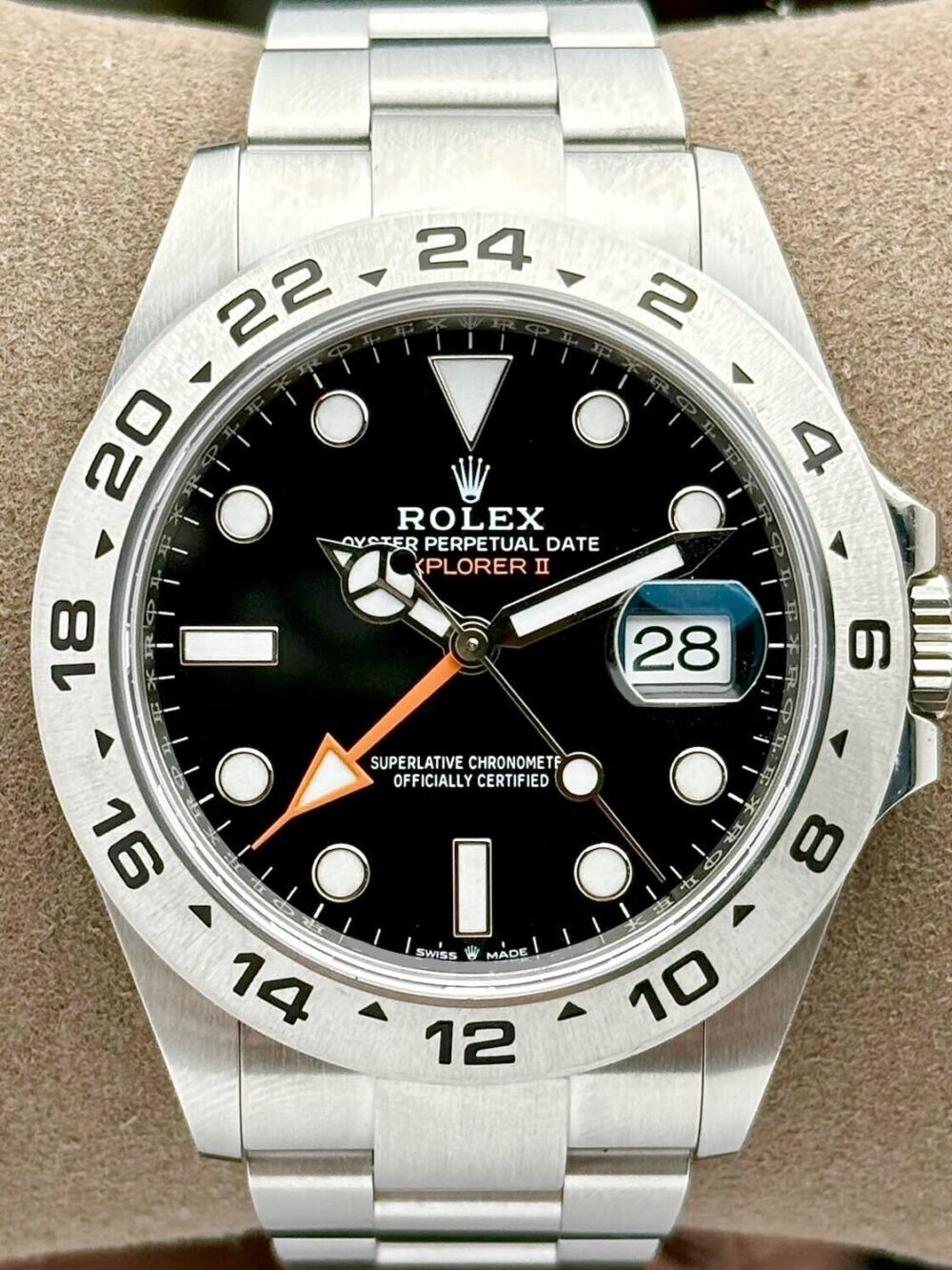 Rolex Explorer II Black Dial Orange Hand Oystersteel 226570 | 2024 | 42mm