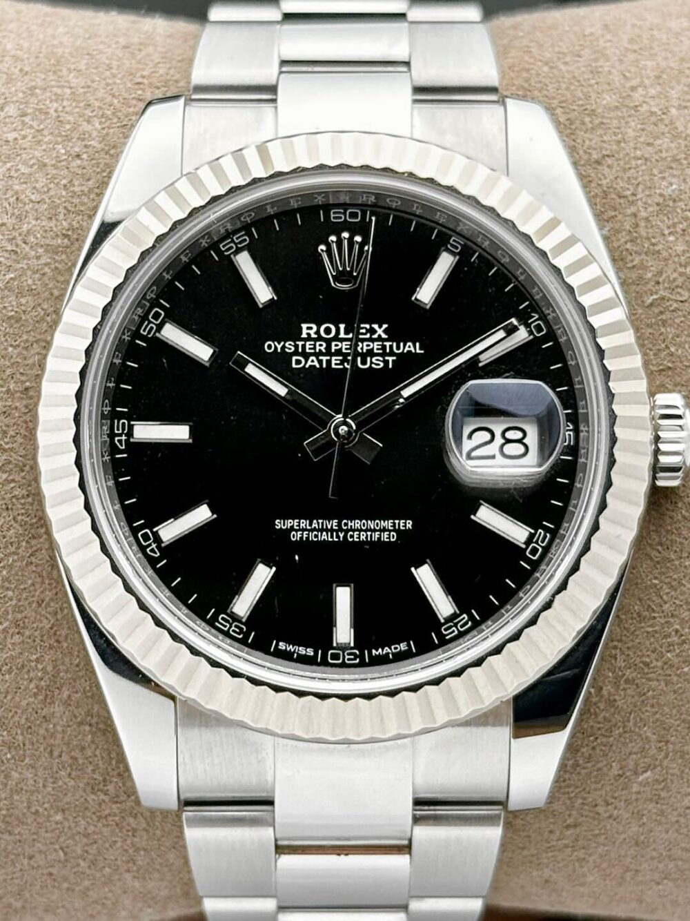 Rolex Datejust 41 White Gold & Steel Black Dial Fluted Oyster 126334 | 2018 | 41mm